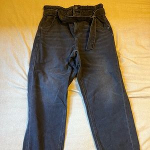 American Eagle highest rise mom jean black w/ belt - size 10 short